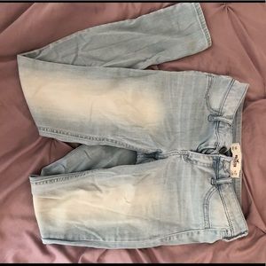 Hollister jeans